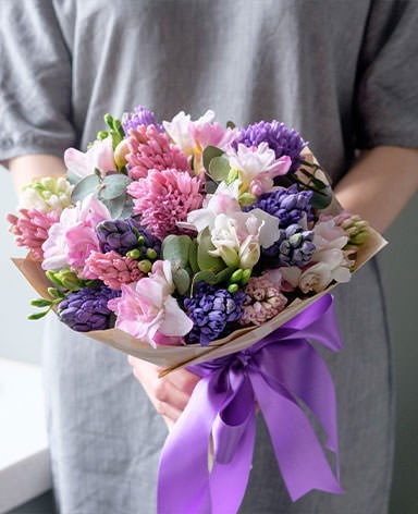 Бесплатная доставка цветов в Кирсанове